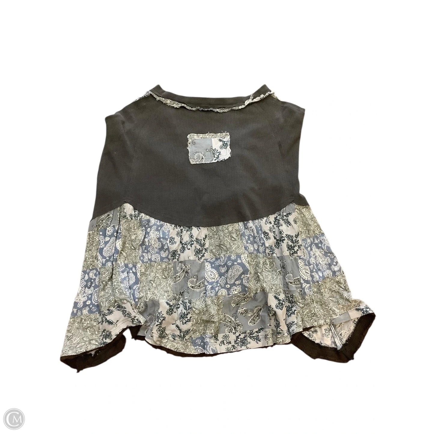 Top Long Sleeve By Pol In Grey, Size: S