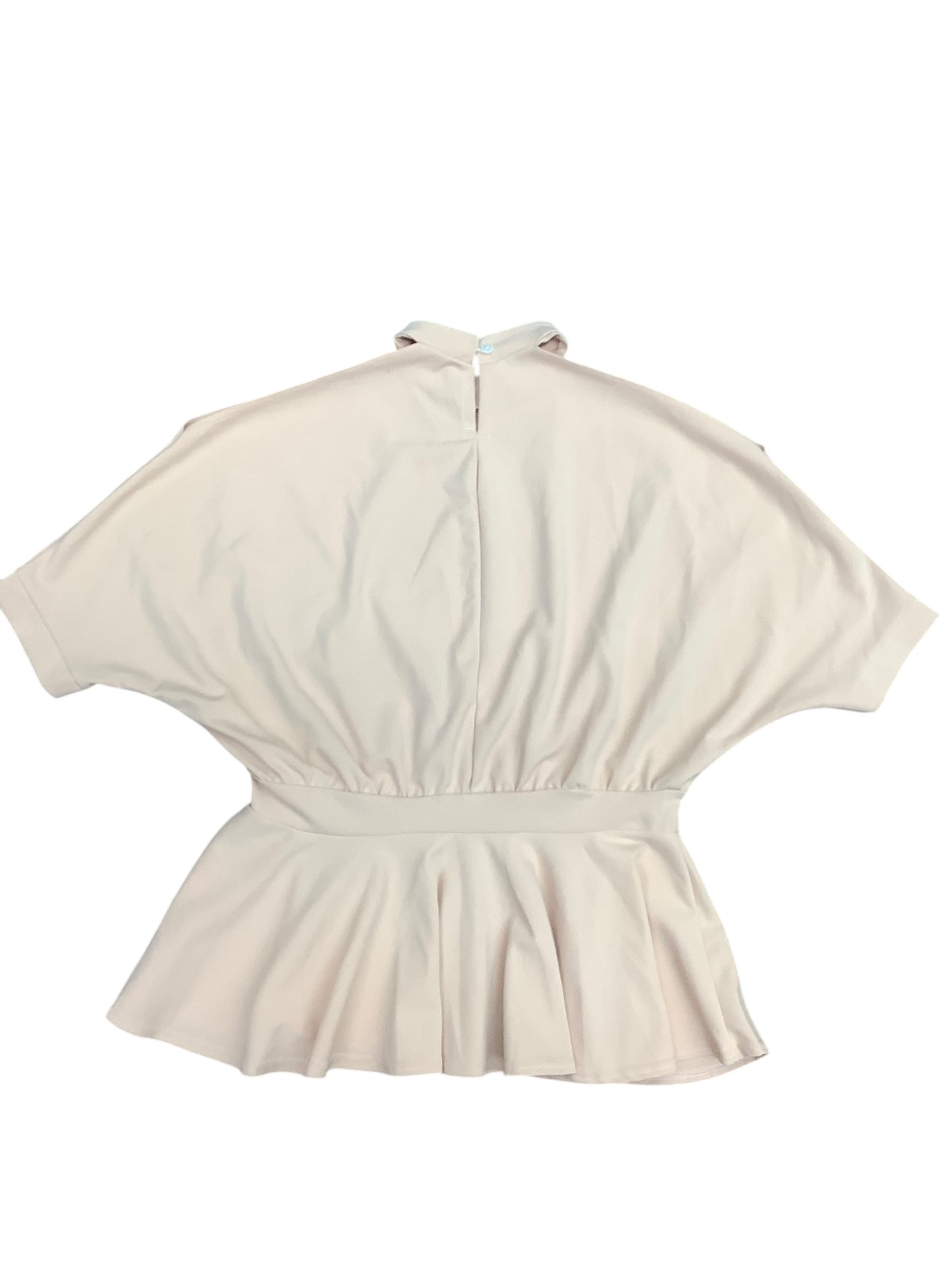 Top Short Sleeve By Boohoo Boutique In Pink, Size: 1x