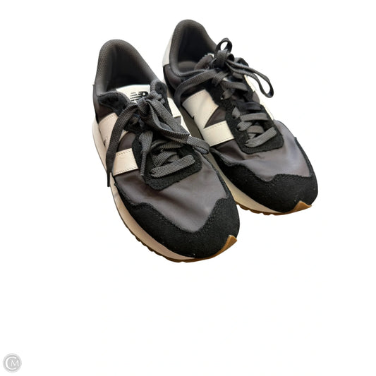 Shoes Athletic By New Balance In Grey, Size: 8