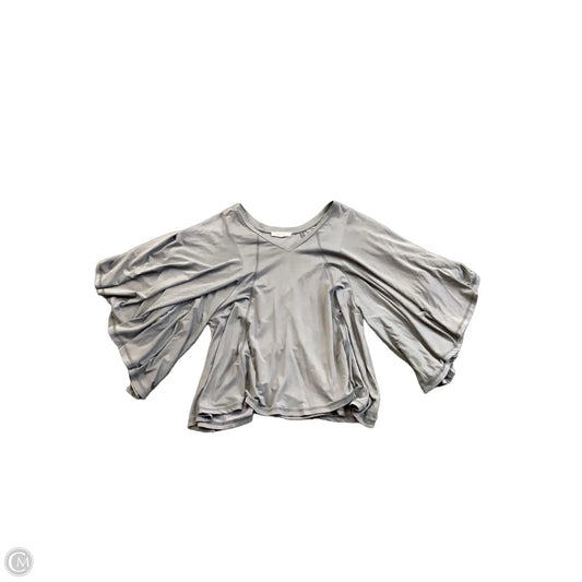 Top Short Sleeve By Oli & Hali In Grey, Size: L