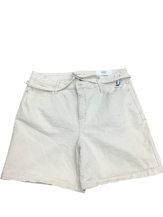 Shorts By Style And Company In Cream, Size: 18