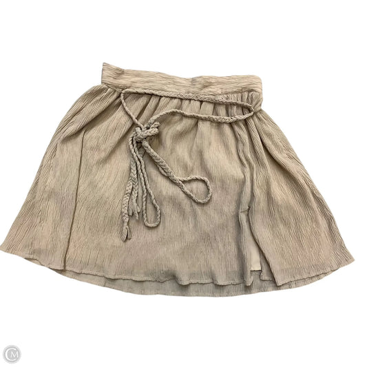 Skirt Mini & Short By Clothes Mentor In Tan, Size: S