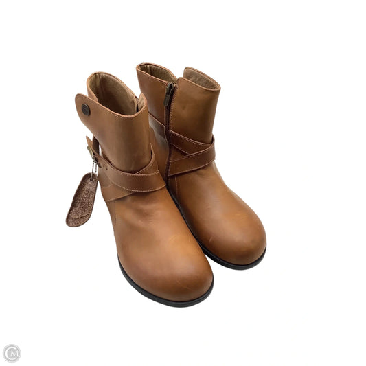 Boots Ankle Flats By Birkenstock In Brown, Size: 7(38)