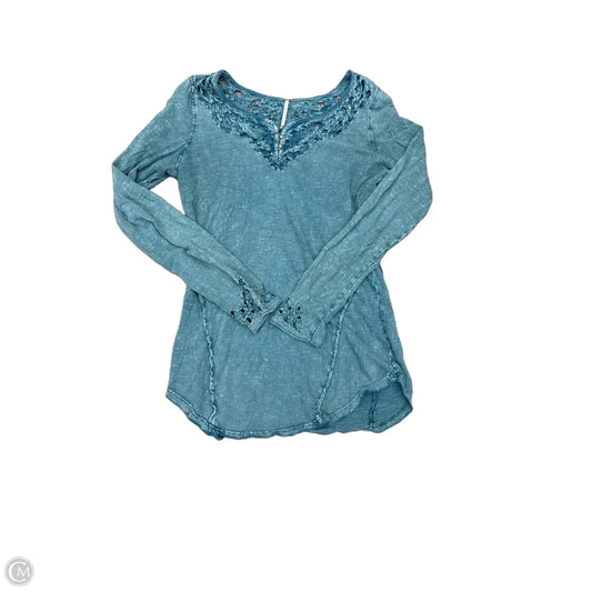 Top Long Sleeve By Free People In Blue, Size: M