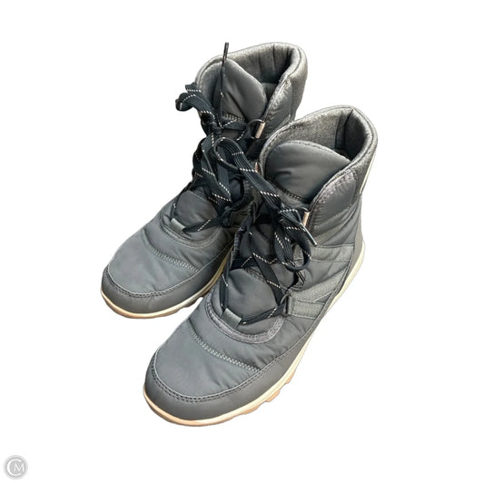 Boots Hiking By Clothes Mentor In Grey, Size: 8
