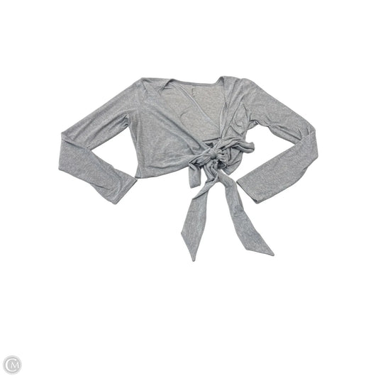 Athletic Top Long Sleeve Crewneck By Beyond Yoga In Grey, Size: Xl