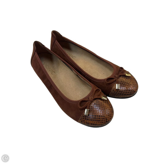 Shoes Flats By Vionic In Brown, Size: 6.5