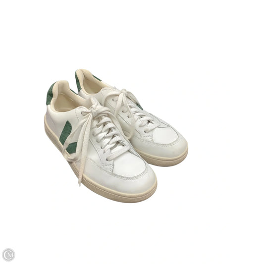 Shoes Sneakers By Veja In White, Size: 8.5, As Is