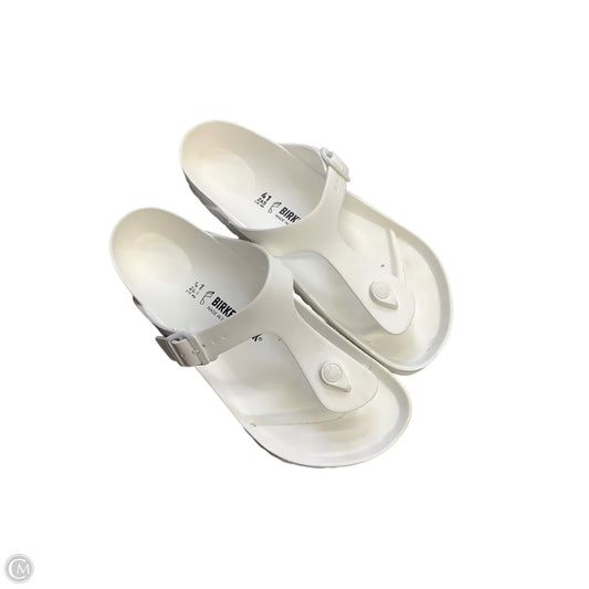 Sandals Flats By Birkenstock In White, Size: 11