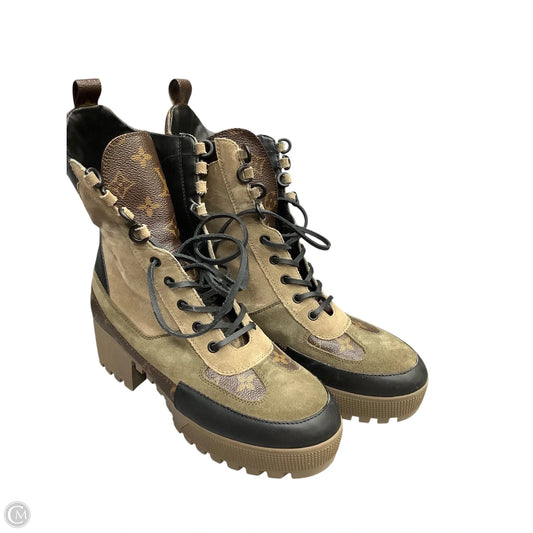 Boots Luxury Designer By Louis Vuitton In Tan, Size: 41(10)