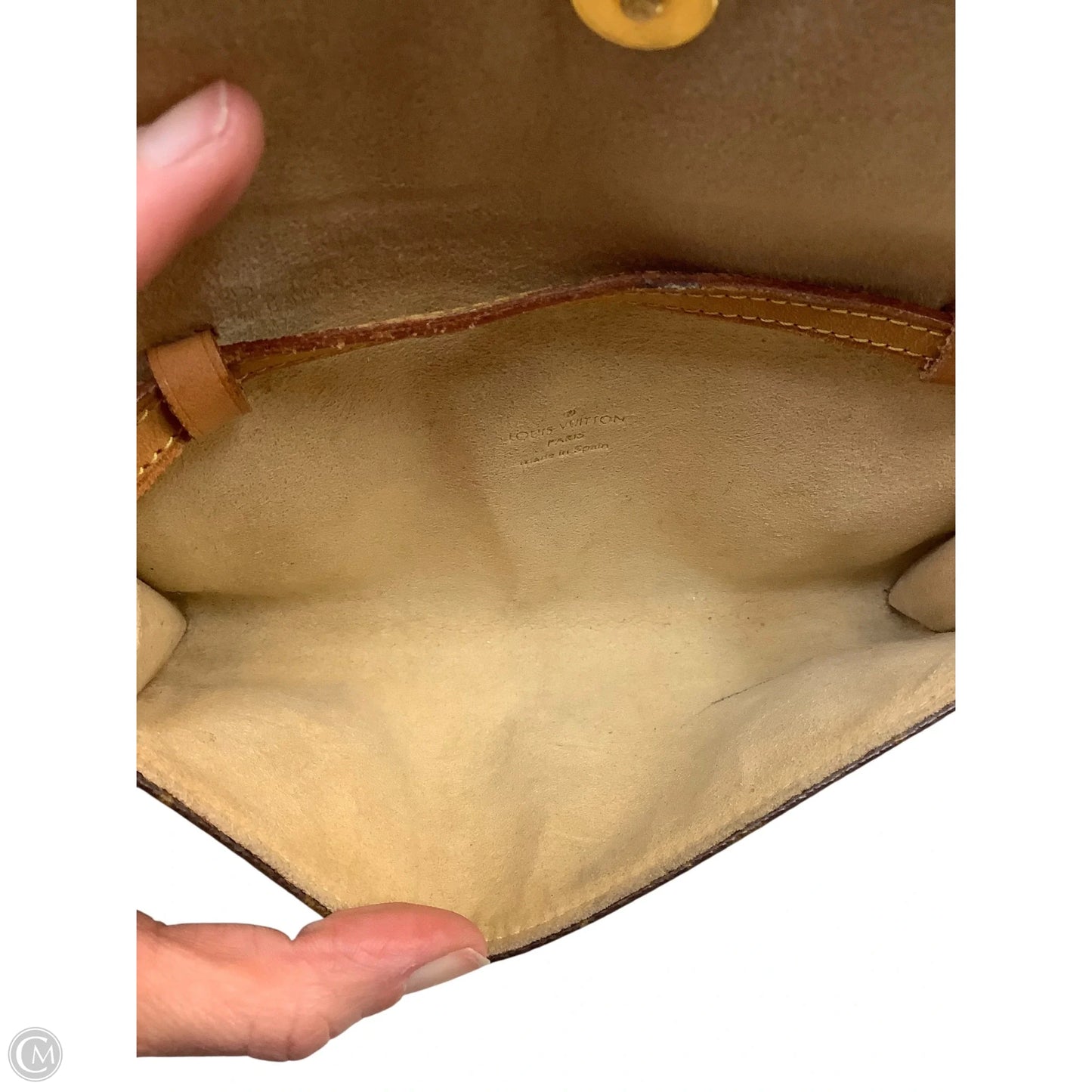 Crossbody Luxury Designer By Louis Vuitton, Size: Small