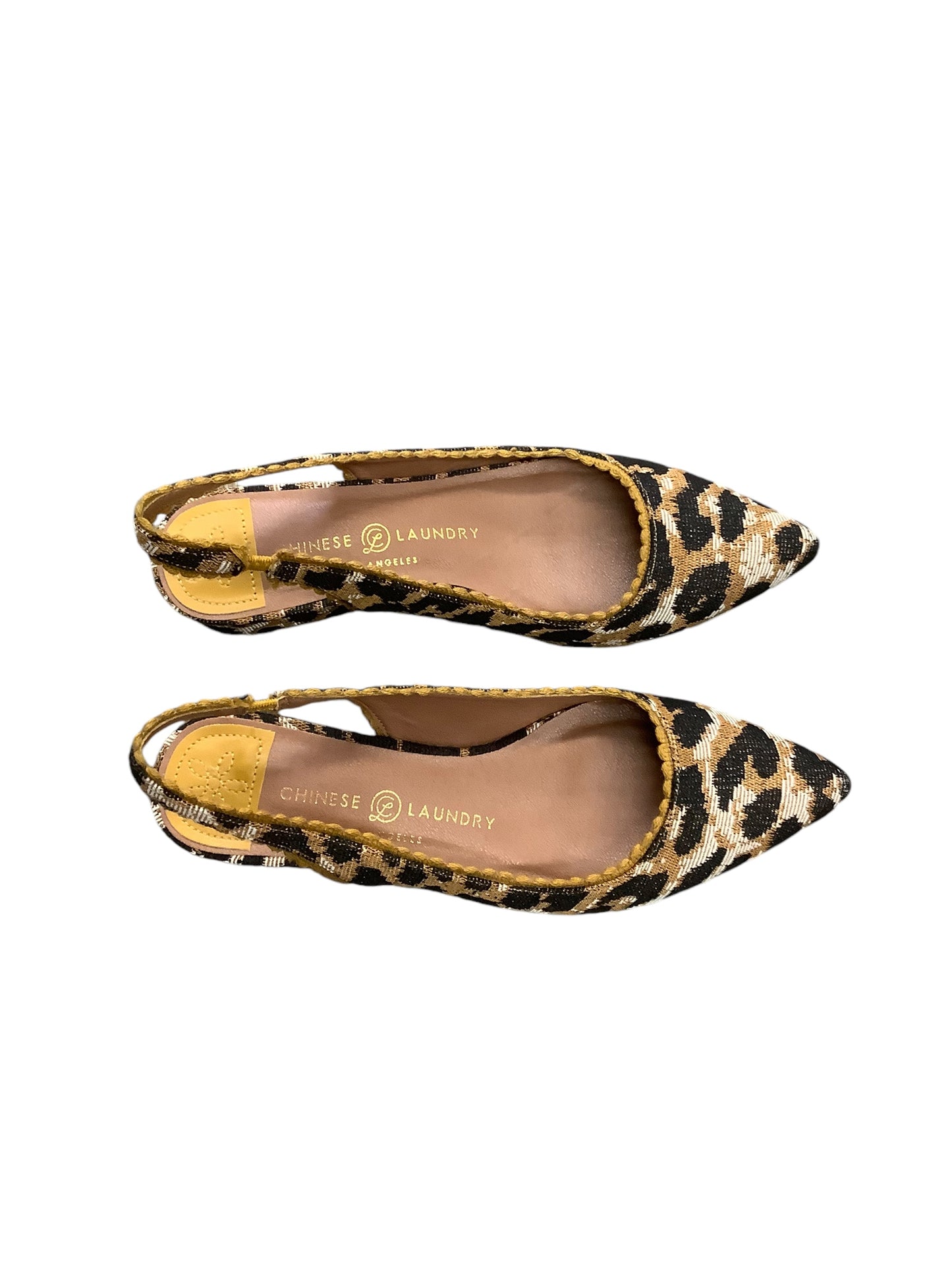 Shoes Flats By Chinese Laundry In Black & Gold, Size: 6.5