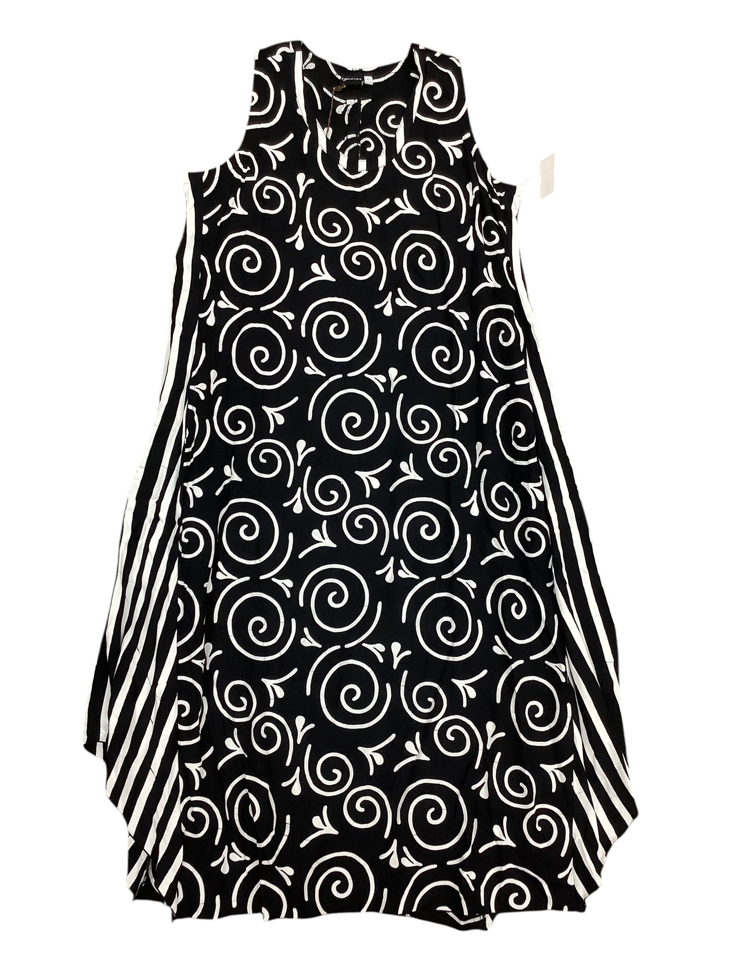 Dress Casual Maxi By Cmc In Black & White, Size: L