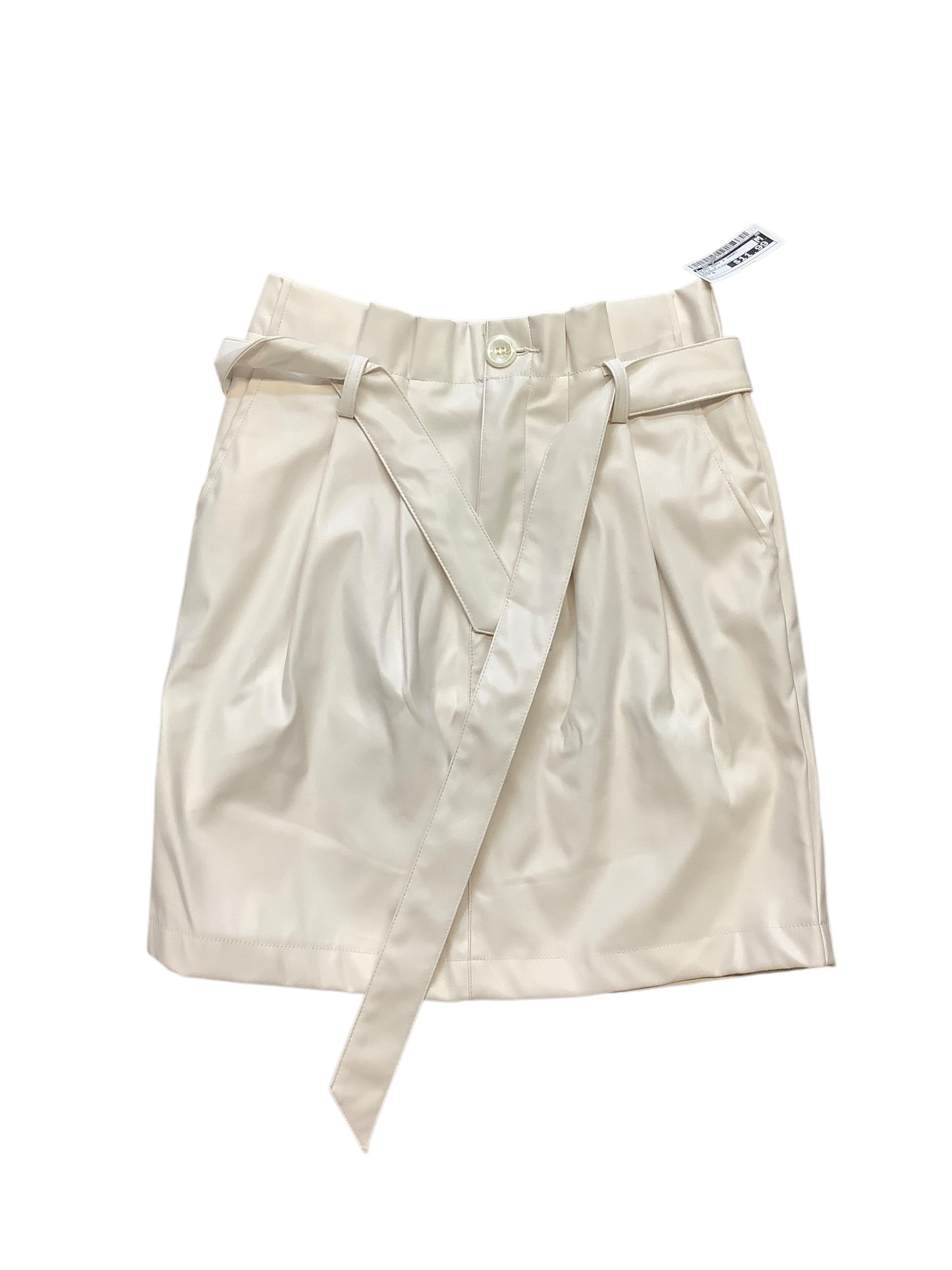 Skirt Mini & Short By Cmc In White, Size: S