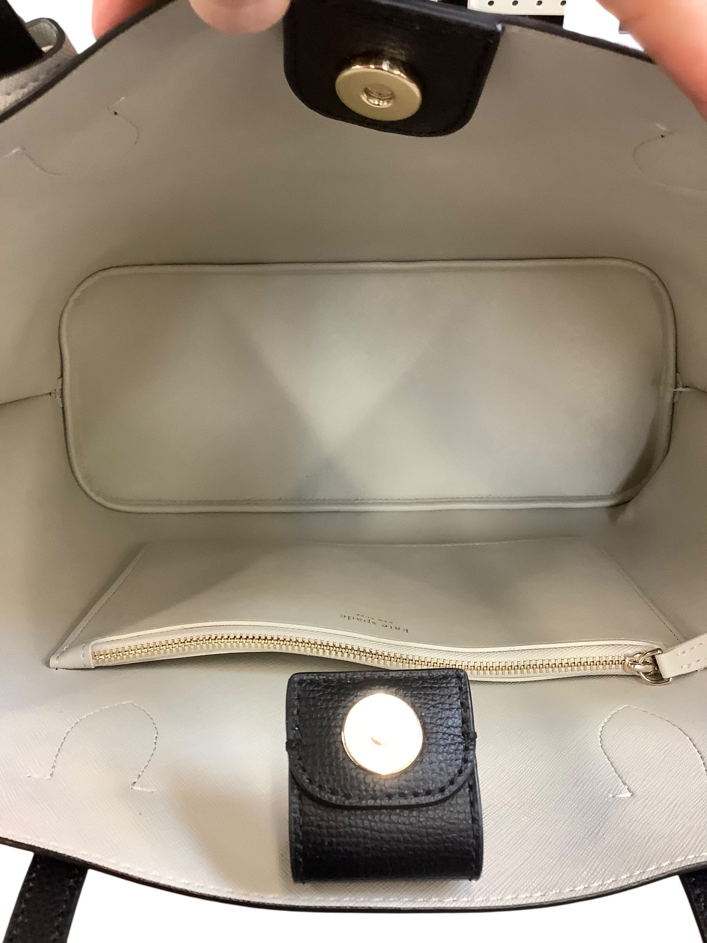 Handbag Designer By Kate Spade In Black, Size:Large